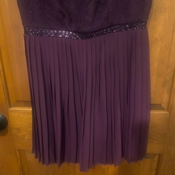 Purple semi formal dress - Picture 2 of 4